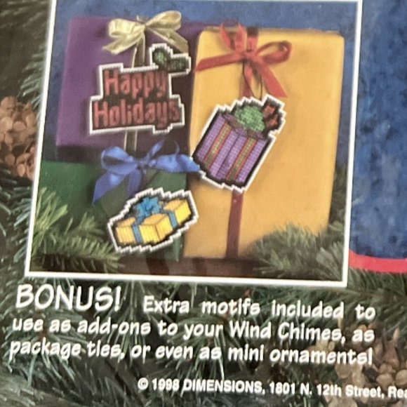 Christmas Cross Stitch Santa Wind Chimes￼ Sunset brand vintage - Picture 3 of 4